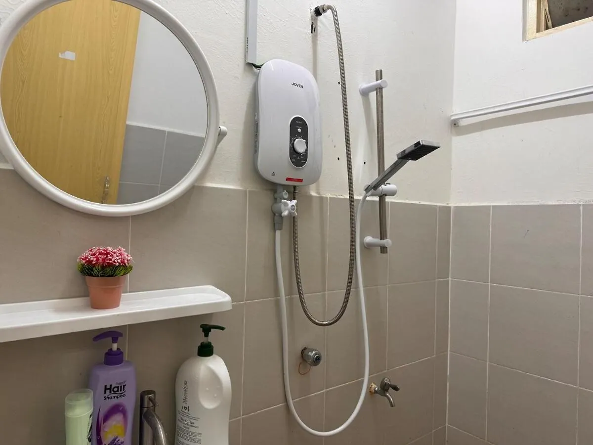 Апартаменты 2Br Bayan Lepas 1Car Park Malaysian Guest Only Малайзия