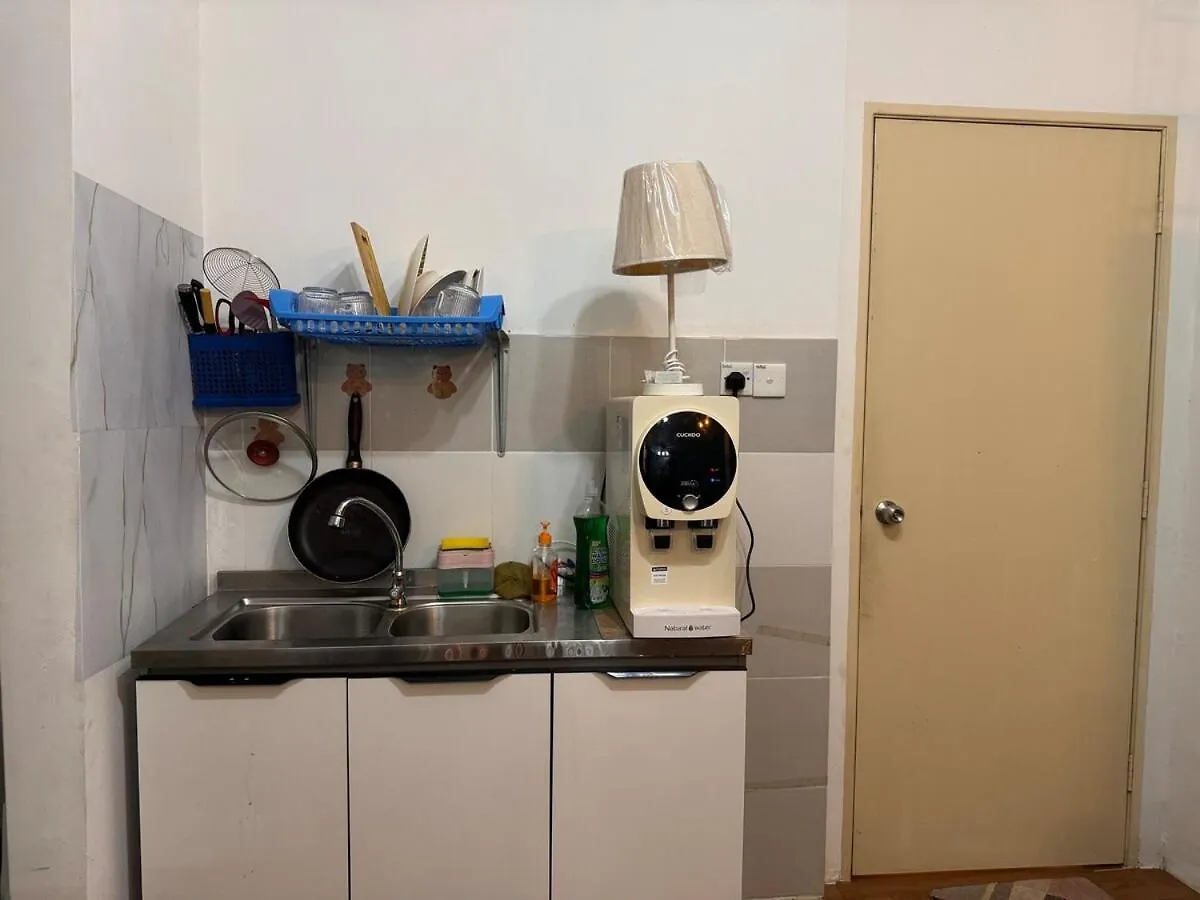 Апартаменты 2Br Bayan Lepas 1Car Park Malaysian Guest Only 0*,  Малайзия